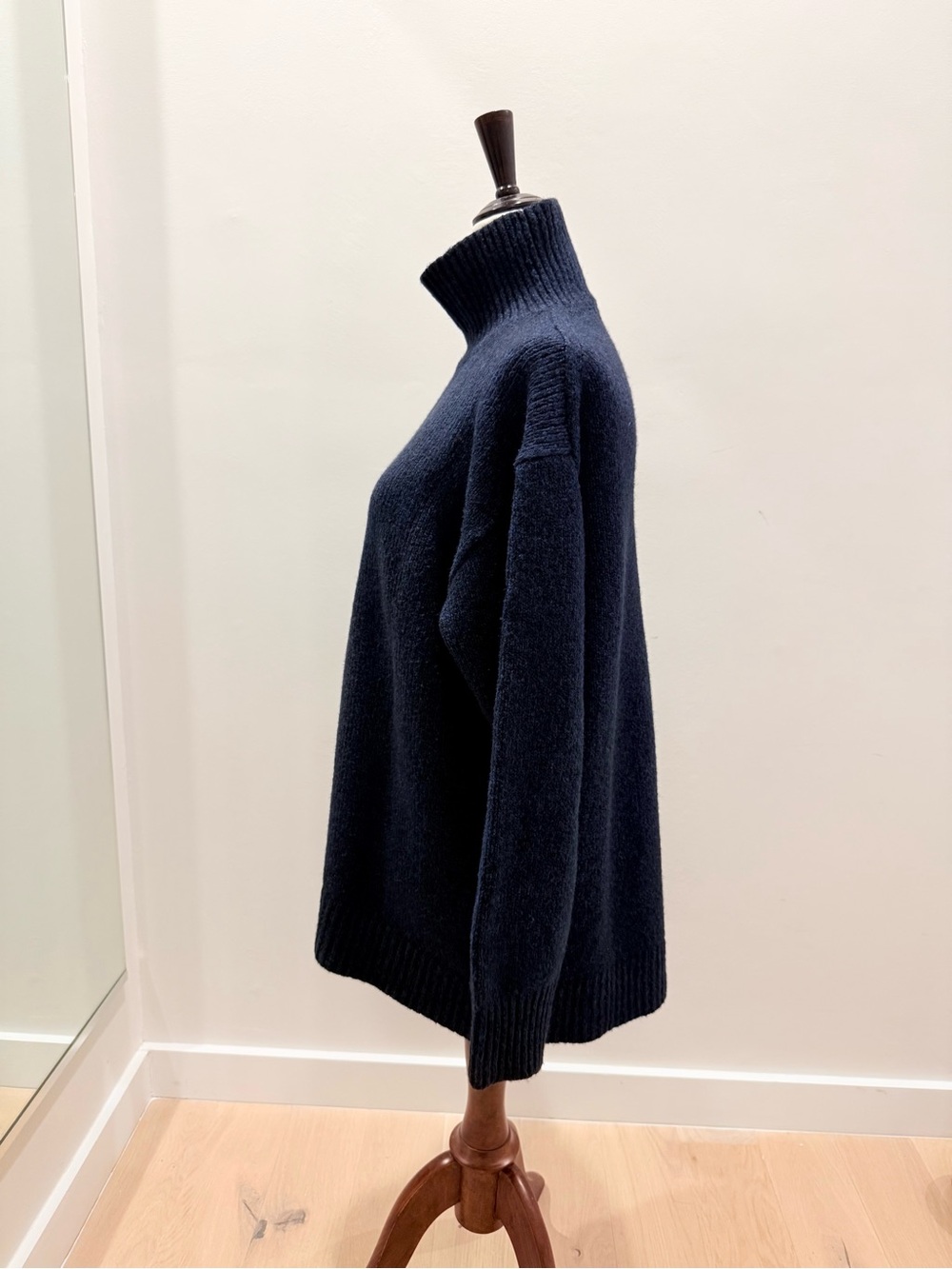 Uniqlo:C Turtleneck Sweater - Classic Cozy Knit in Navy